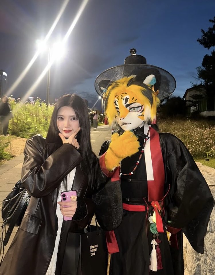picsbeck's tweet photo. 📸 Yerim looks ferocious in new photos https://t.co/0VPeI3Ljmf