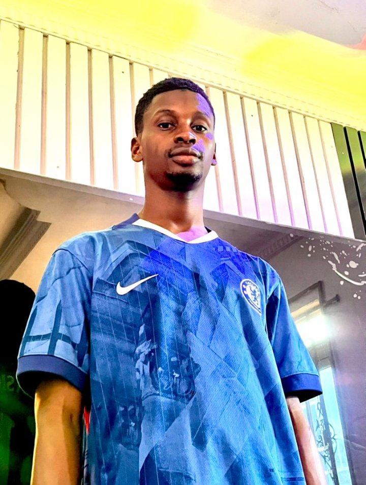 IfeBasic's tweet image. Nah only #chelsea fanz no go like this New Jersey 🤣🤣