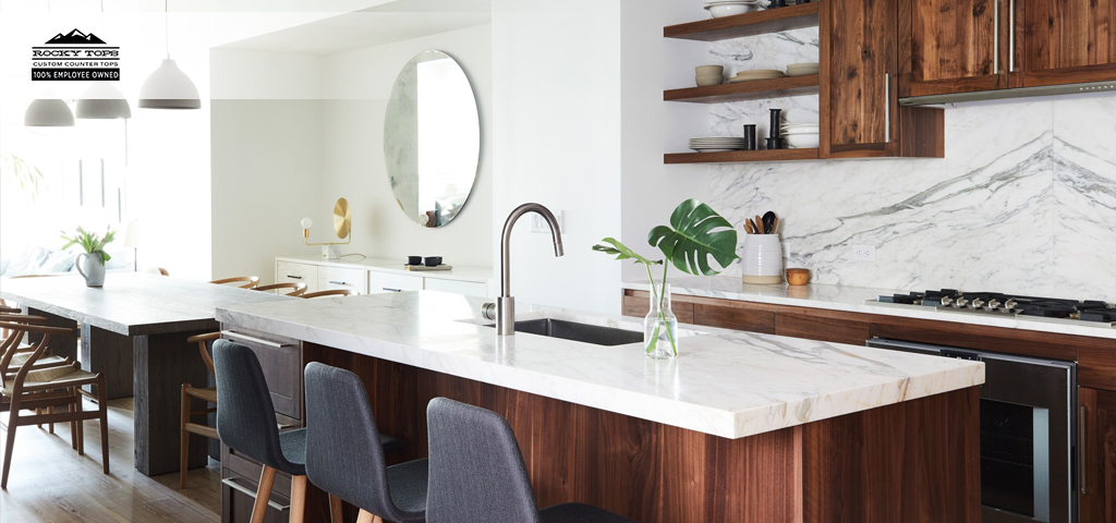 rockytops2014's tweet photo. Pairing Wood Cabinets with Marble Countertops for Timeless Beauty
Timeless elegance meets natural warmth. 
#KitchenDesign #MarbleCountertops #WoodCabinets #ChattanoogaCountertops #RockyTopsCustomCountertops
https://t.co/lxtUDhDXqZ https://t.co/9dVcFpR9UK