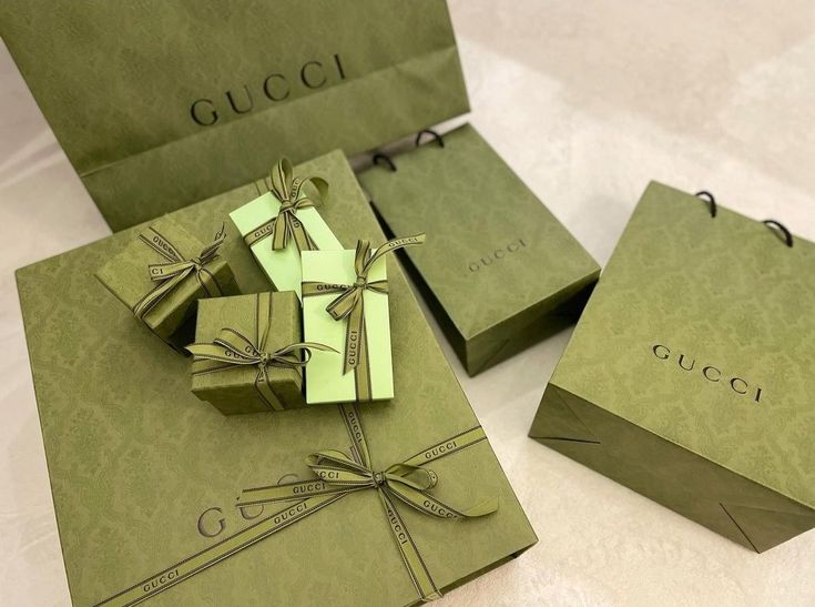 jjognin's tweet photo. HAPPY WEDDING @pakprika &amp; @jwuczeus DAAAMMNNNN!🔥💐✨️ May your marriage be filled with joy, your home with laughter, and your hearts with love. So happy to see your forever begin! Wishing you both all the love in the world.

REQ PONAKAN GEMBUL. https://t.co/fBFi38Y2wu