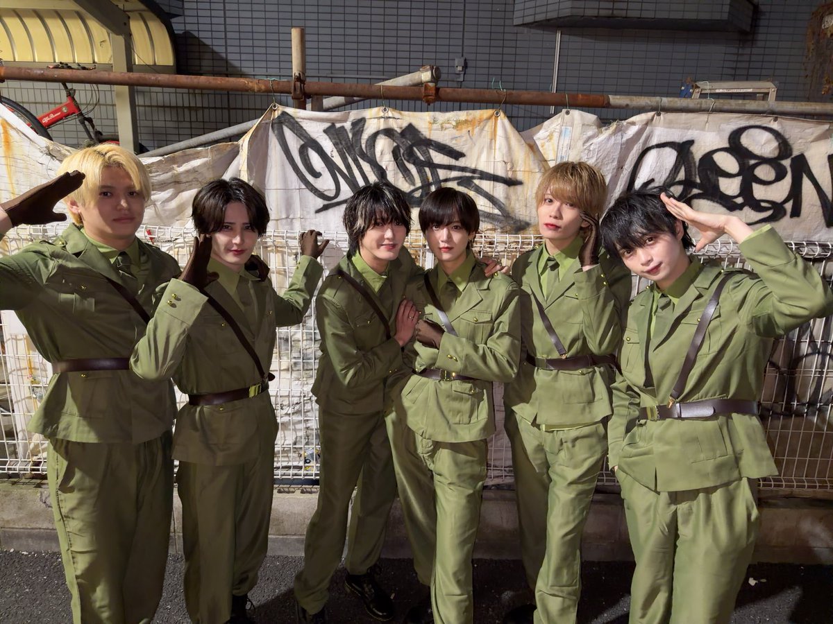 【JUKE BOX VOL.65】

本日はご来場ありがとうございました!!

軍服姿いかがでしたか…👀

次回は10/30
『シンセレハロウィンサーキット2025』です！！

この日も普段とは違う仮装姿でLIVEをするのでぜひ来てくださいっ🏥