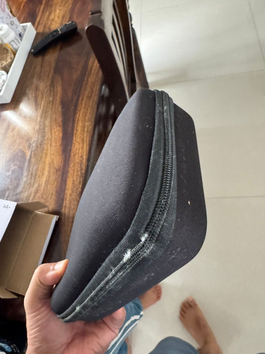 KSbipul's tweet photo. Seriously disappointed with my recent @amazonIN order (#402-0788543-2186711). The drone I received on Oct 23 is dead on arrival AND covered in what looks like mold/fungus. Pathetic Amazon customer service support. Feeling cheated
 @jagograhakjago @JoshiPralhad @inidhikhare https://t.co/Rvo6BP1OLU
