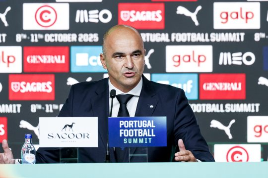 CabineSport's tweet photo. 🚨 Roberto Martínez anuncia os convocados de Portugal no dia 7 de novembro, sexta-feira, às 12h30.

Quem não pode faltar na lista? ✍️ https://t.co/9L6XbKqdId