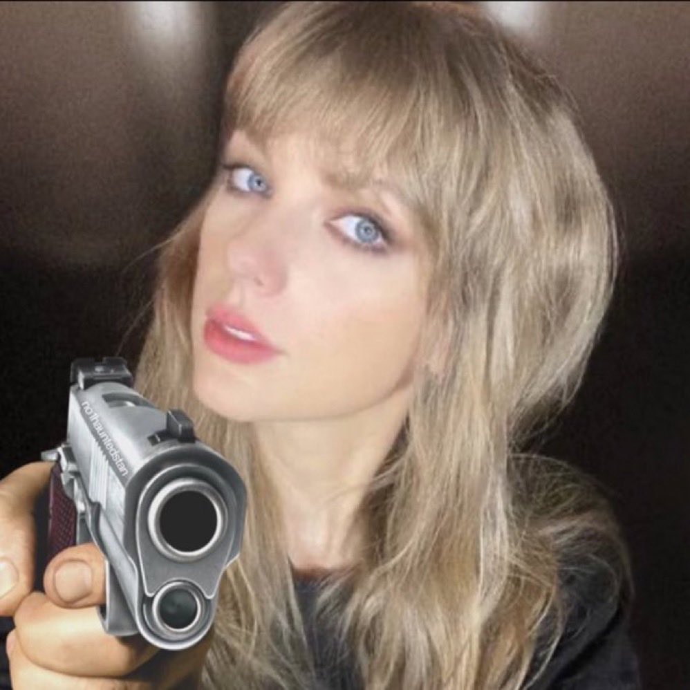 headtaybrina's tweet photo. YOUR THOUGHTLESS AMBITION
SPARKED THE IGNITION
ON FOOLISH DECISIONS
WHICH LED TO MISGUIDED VISIONS
THAT TO FULFILL YOUR DREEEAMS
YOU HAD TO GEEET RID OF MEEEE https://t.co/cqzZH13whG