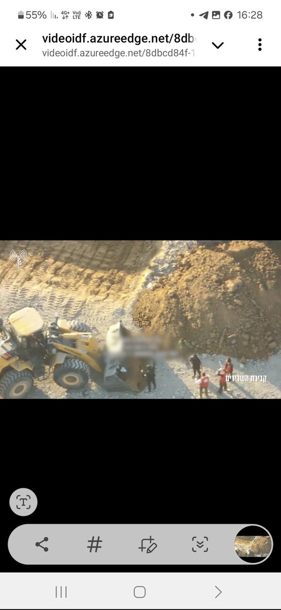 ברקע ההצגה החולנית של חמאס וקבירת הגופה מחדש אל לנו להתעלם מנציגי הצלב האדום שם שכאילו ניצבים באירוע. הם מתועדים בשלב שעפ הכיתוב בסרטון צהל חמאס קובר שרידים. 

גם מהם צריך לקבל תשובות (בטח אחרי כל ההתנהלות שלהם עם החטופים במהלך במלחמה)