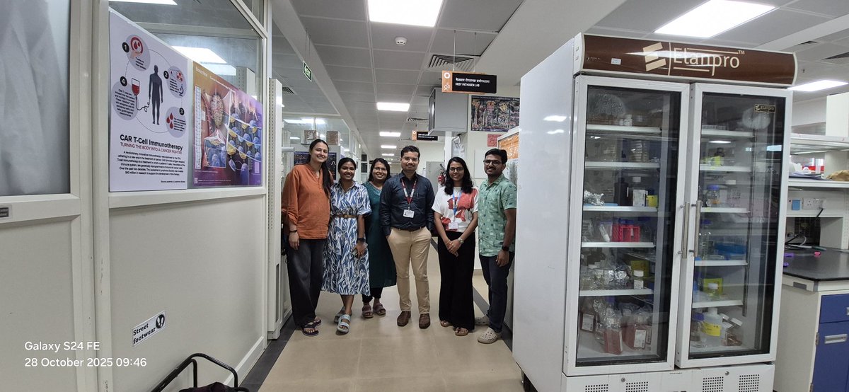 dr_karthik87's tweet image. My &quot;second family&quot; @hostpatho_rgcb @RGCB_Trivandrum did it again! 🎂🔬 Huge thanks to my incredible lab team for the surprise birthday celebration. ​Happy to mentor this group of brilliant, supportive, and just all-around wonderful people. This is what #LabLife is all about.