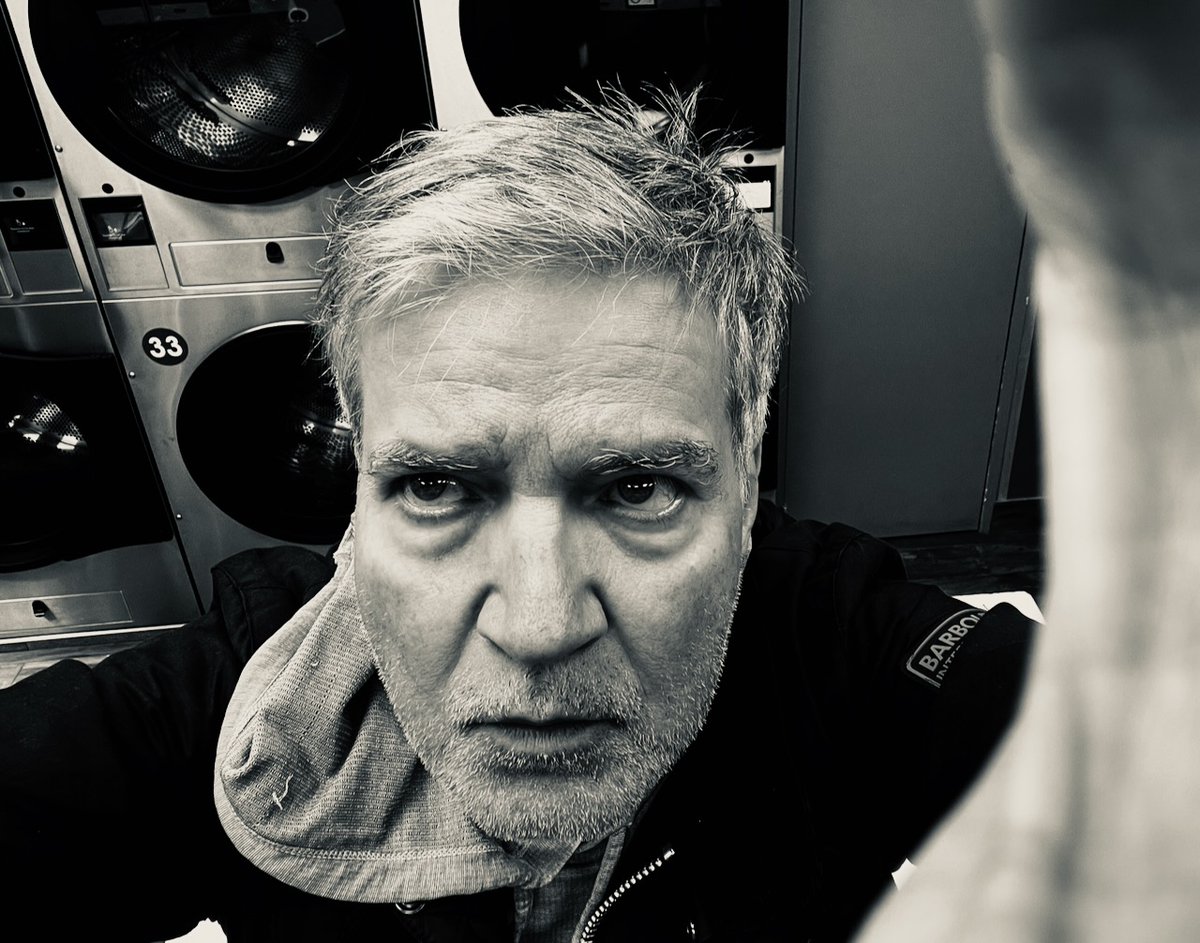 Lloyd_Cole's tweet photo. Morning off in Paris. Laundry and then reward from @diptyqueparis The Perfume Museum, if you're thinking of visiting, is more of a shop with an exhibit. I wouldn't go out of your way, but it was close by...