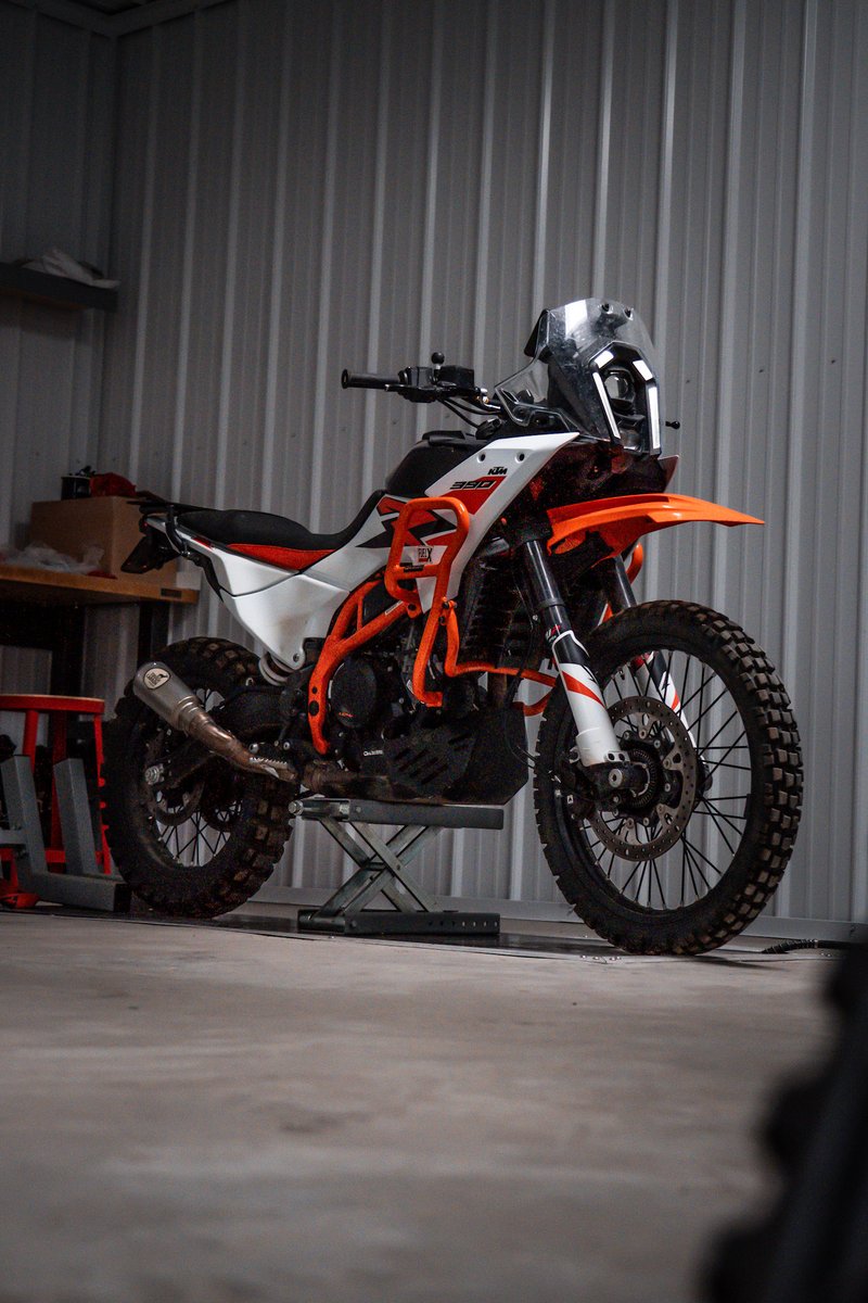 OutbackMototek's tweet photo. We’ve done some work on our KTM 390 Adventure R. What else should we modify or bolt on? https://t.co/oWOeuYNQuL