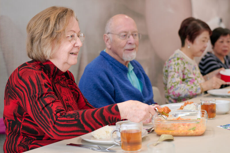 Van ruim veertig aanbieders naar één.
Utrecht kiest Viantis om vanaf 2027 het aanspreekpunt in de wijk te zijn voor aanvullende ondersteuning vanuit de Wmo.👉direc.to/nE4s