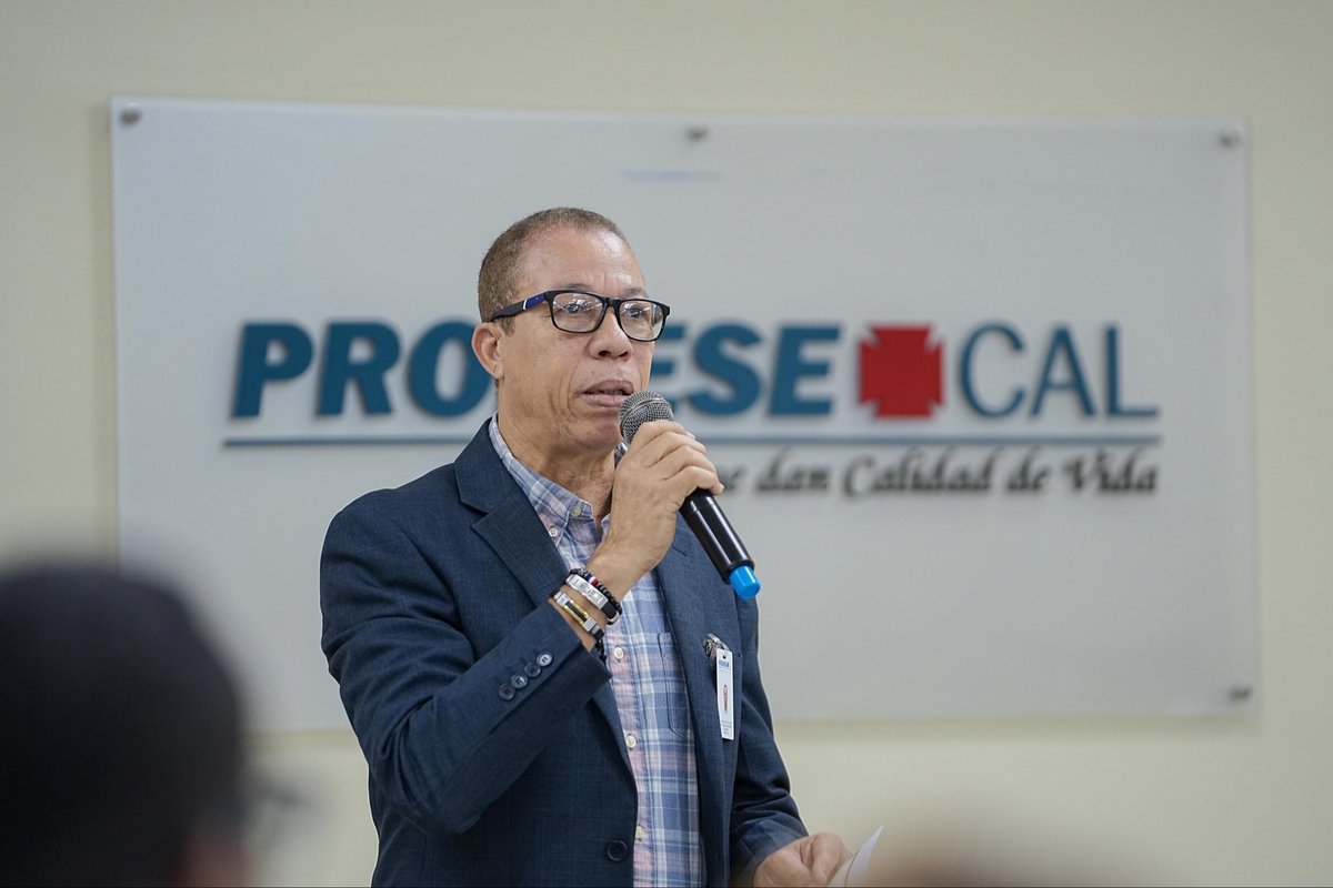 PromesecalRD's tweet image. 👥 Directores y encargados de PROMESE/CAL participaron en una jornada evaluativa para fortalecer nuestros servicios.
💡 Comprometidos con la eficiencia, transparencia y mejora continua🇩🇴
#PromeseCal