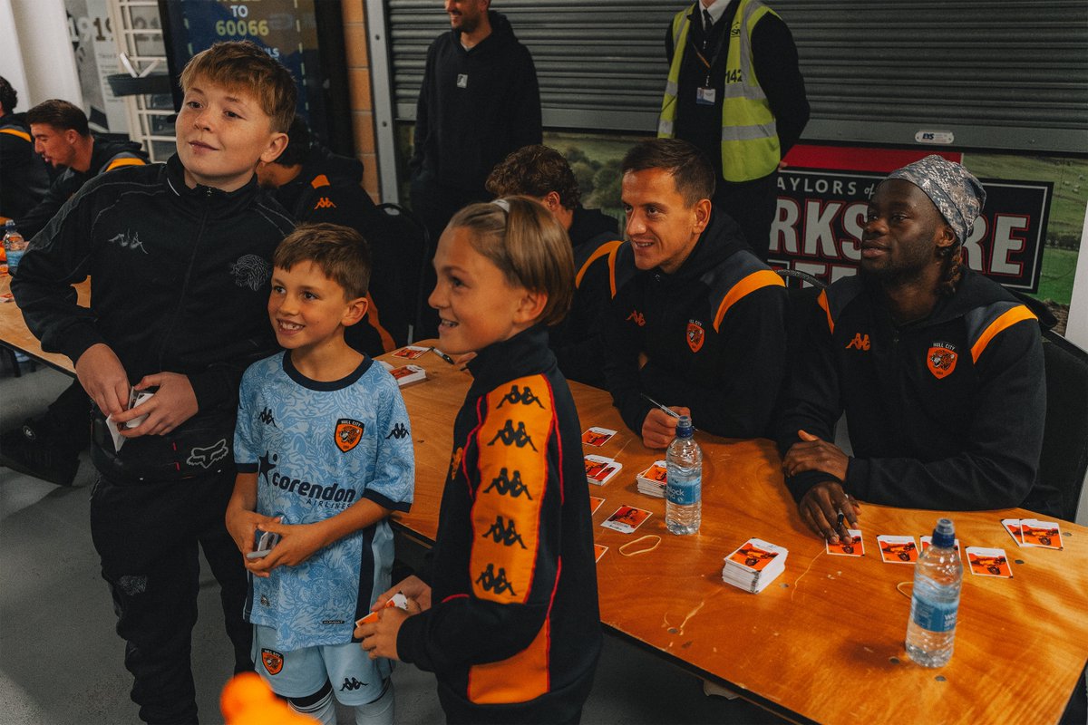 Best part of yesterday's event 🧡

#hcafc