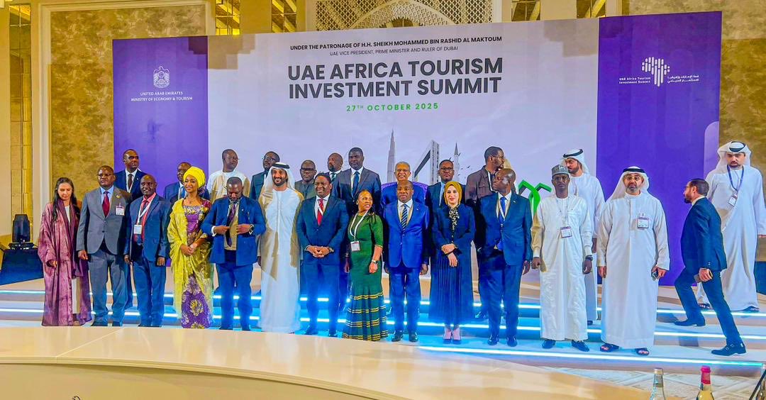 𝐔𝐀𝐄–𝐀𝐟𝐫𝐢𝐜𝐚 𝐓𝐨𝐮𝐫𝐢𝐬𝐦 𝐈𝐧𝐯𝐞𝐬𝐭𝐦𝐞𝐧𝐭 𝐒𝐮𝐦𝐦𝐢𝐭

(𝐒𝐨𝐦𝐦𝐞𝐭 𝐄́𝐦𝐢𝐫𝐚𝐭𝐬 𝐚𝐫𝐚𝐛𝐞𝐬 𝐮𝐧𝐢𝐬 – 𝐀𝐟𝐫𝐢𝐪𝐮𝐞 𝐬𝐮𝐫 𝐥’𝐢𝐧𝐯𝐞𝐬𝐭𝐢𝐬𝐬𝐞𝐦𝐞𝐧𝐭 𝐭𝐨𝐮𝐫𝐢𝐬𝐭𝐢𝐪𝐮𝐞)

Ce 27 octobre 2025 à Dubaï, nous avons eu l’honneur de représenter le Tchad