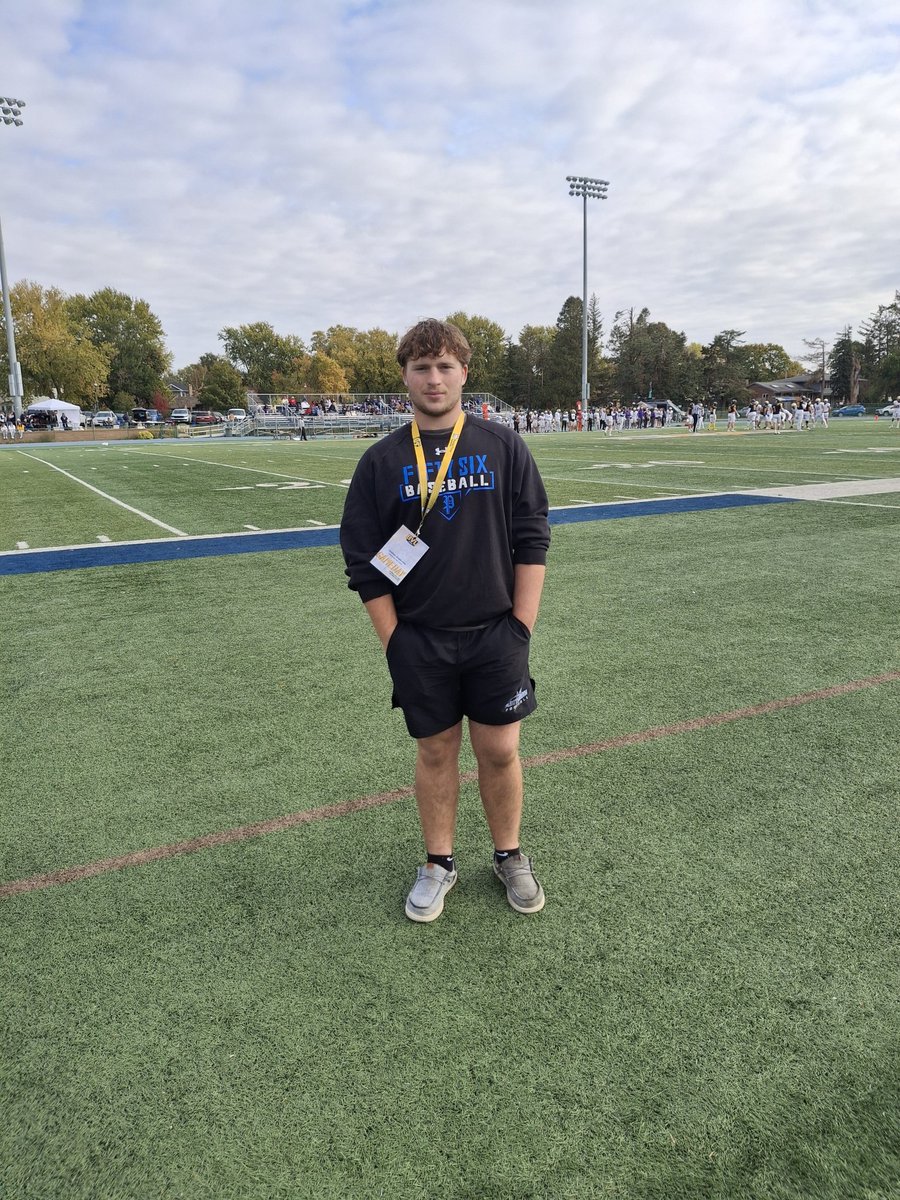 JoshuaGrad15612's tweet photo. Thank you @CoachRethman and @BVU_Football for the visit. I had great time, hope to be back sometime soon. https://t.co/dpqfLOC54e