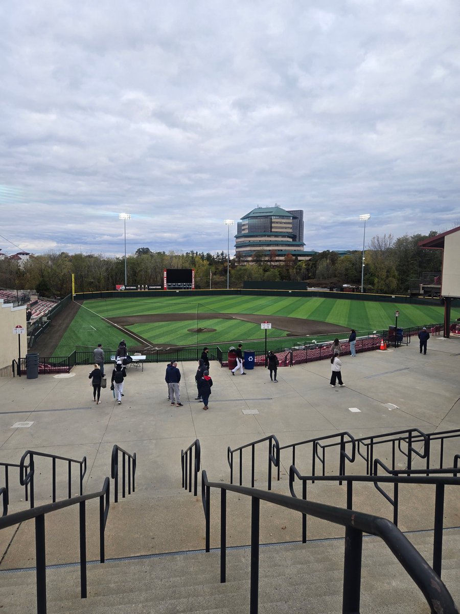 Chand1e6's tweet image. Had an amazing time @NJTechBaseball can’t wait to be back! Thank you to @MayoQuay @CoachGreely @AnthonyJDeleo and Coach McClellan for everything!! #rolltech⚔️ #njit