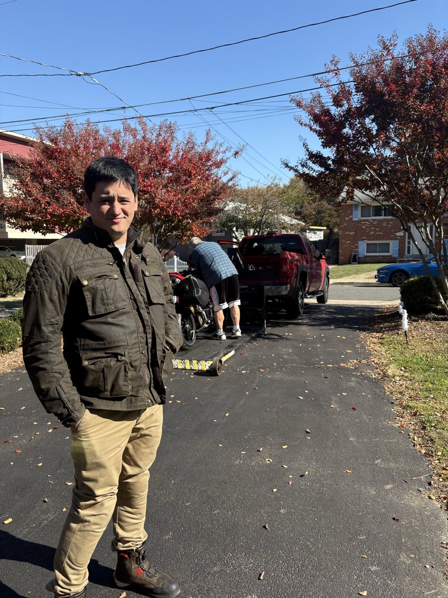 patrick_lozada's tweet photo. Owning an Italian motorcycle is, in fact, very glamorous.

Also a great way to meet tow truck drivers. https://t.co/QPgtY3NauF