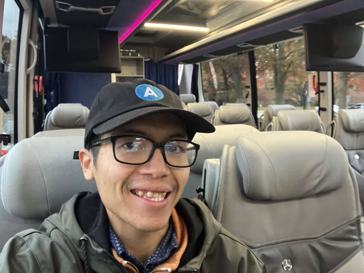 _KennyUong_'s tweet image. Welcome aboard Gateway Link!! Operates on weekdays with local trips connecting the cities of Fall River, Taunton, and Brockton in Massachusetts. There are also express trips that connect Fall River and Brockton! Currently FARE-FREE!! 🚌🌊

GATRA.org/gateway-link