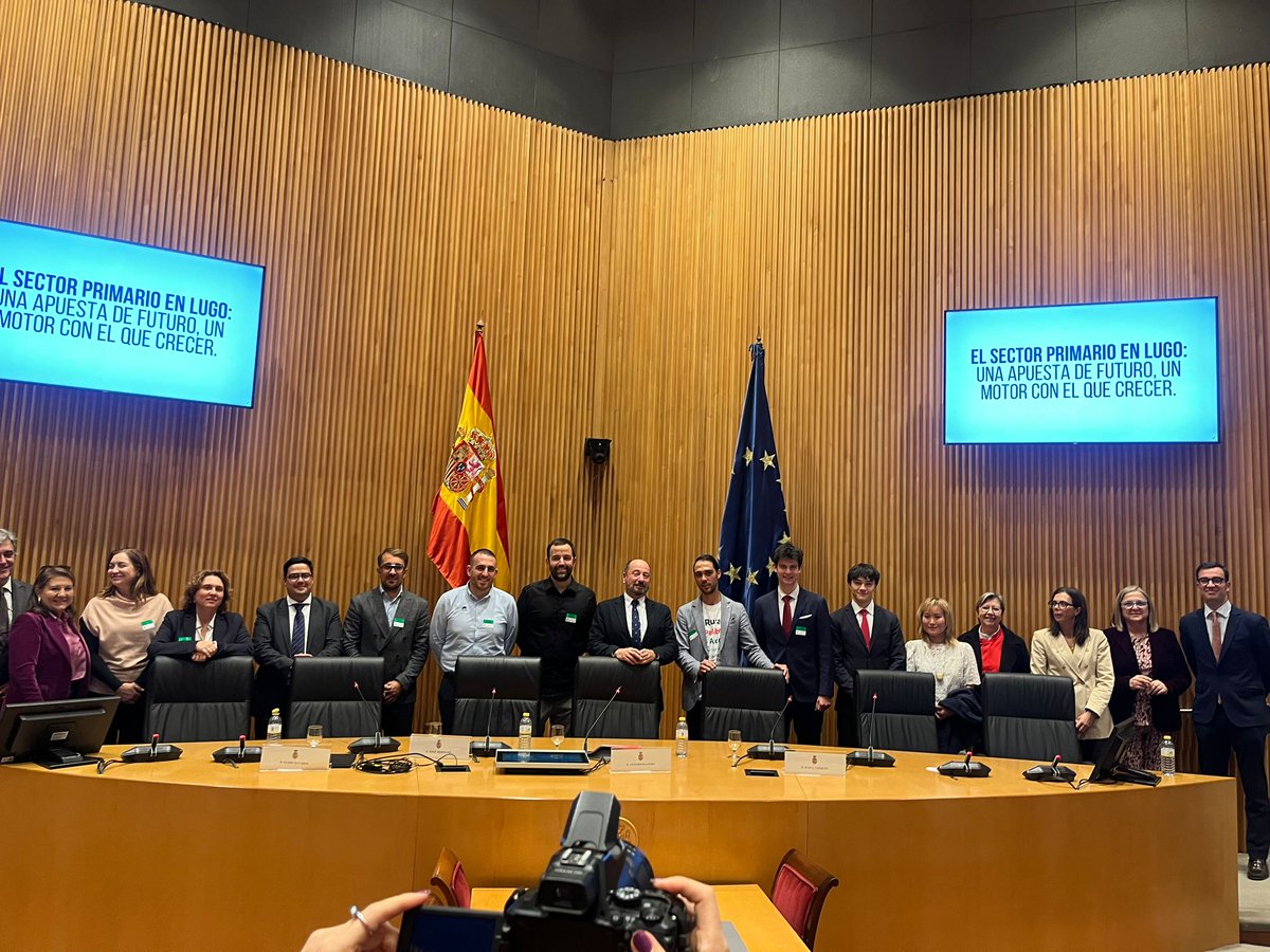 Manumasva's tweet image. Ayer celebramos un debate en @Congreso_Es para hablar de Lugo y su sector primario. Gracias a los ponentes por acompañarnos y por ser los mejores embajadores de lo que se hace en nuestra tierra
@guido_guia, @carmen_lence, @innogando, @hugocriado6, @GranjaCampomayo, @PazodeVilane