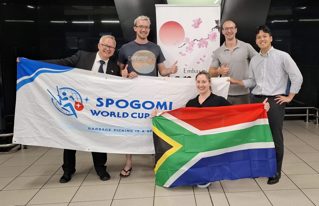 JP_emb_inSA's tweet image. The South African spogomi champions have arrived in Japan! Shannon Brand, Andrew Clark and Benjamin Tore of the Trash Magnets are ready to compete in the Spogomi World Cup 2025 in a race to collect the most litter of the most detriment to the marine environment.
#spogomi