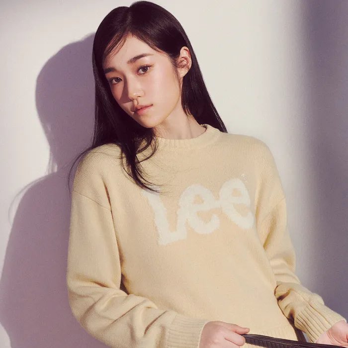 LEE TWEED LOGO KNIT - รุ่นขายดีเรยยค่า สีเพลน เที่ยวหนาวๆแนะนำ ผ้าKNIT หนานุ่มม ลด40-60% 🛒💭🍒
