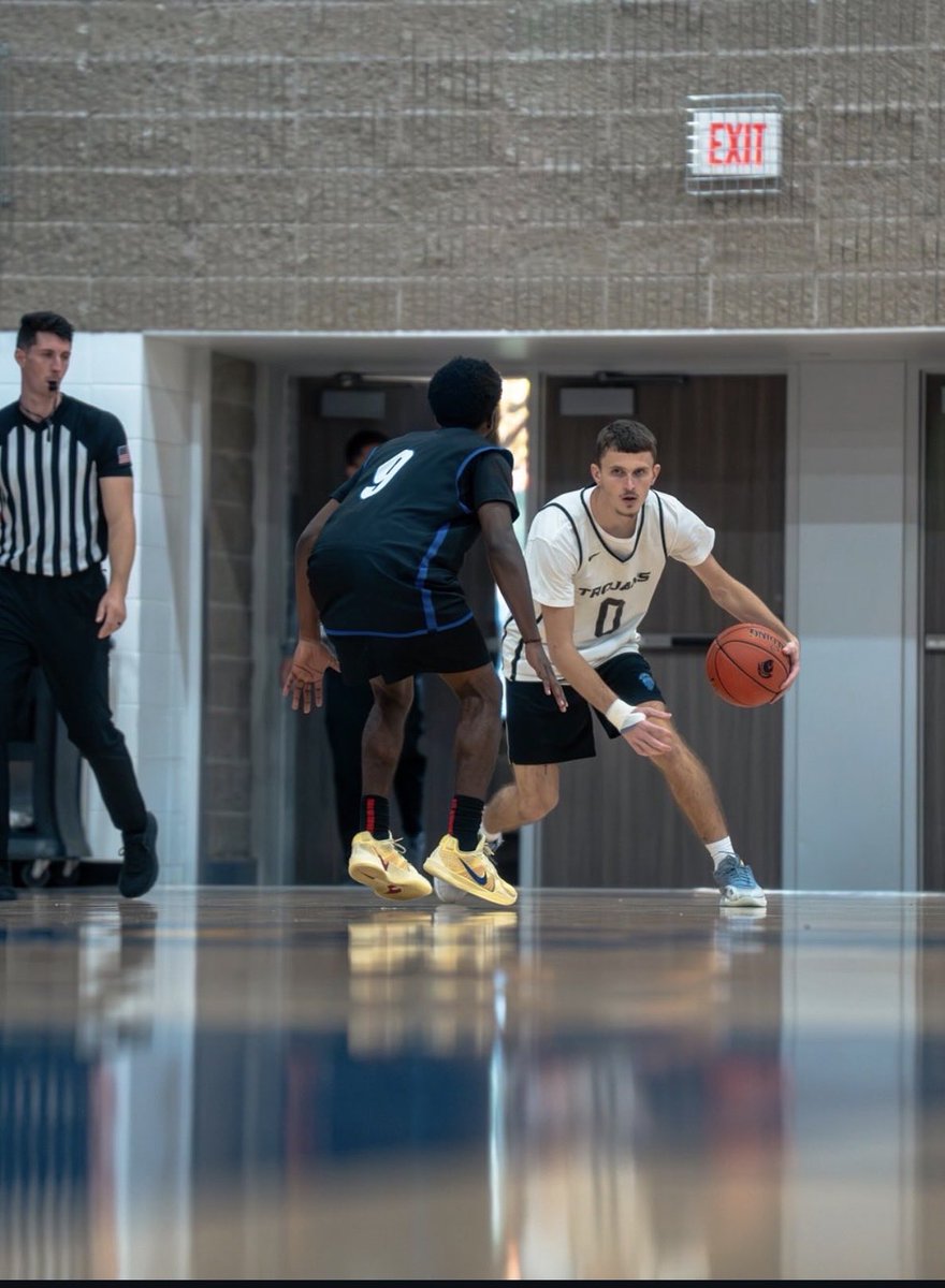 supertruckerrrr's tweet photo. much appreciation at @phvisuals1 for capturing our son @camr024 @cameronreigard and these awesome photos….keep up the good work and we’re looking forward to many more - @NiaccMensBB regular season starts this Friday - LET’S GO!  📸🏀🔥👍🏻 https://t.co/SqNw6P1hCx