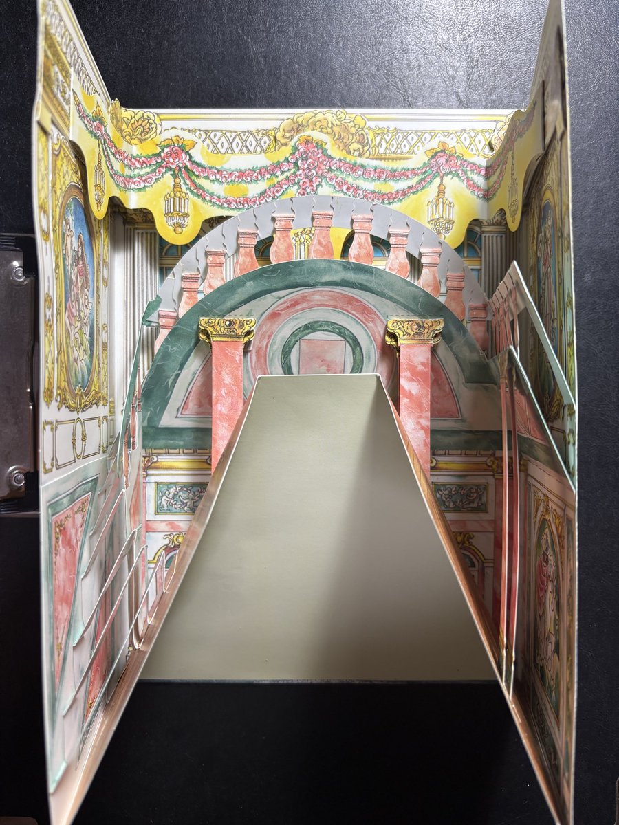 フラワーヴェルサイユ宮殿にて購入　額縁付き 練 on X