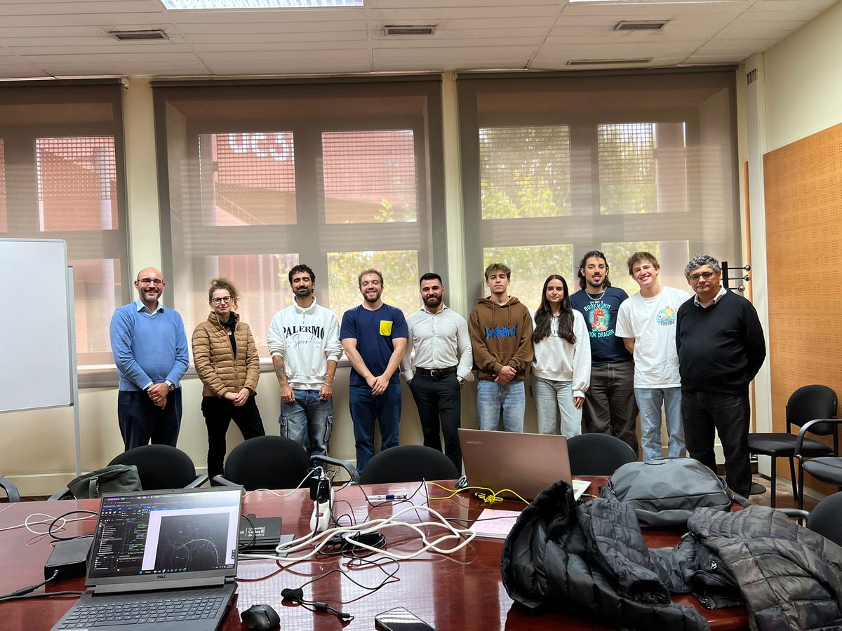 Last week, Prof. Pamela Zontone from the University of Genoa visited UC3M and gave a PhD Course focused on Cognitive Dynamic Systems. Very grateful for her advanced seminars that enriched the knowledge of the students on self-awareness and Dynamic Bayesian Networks