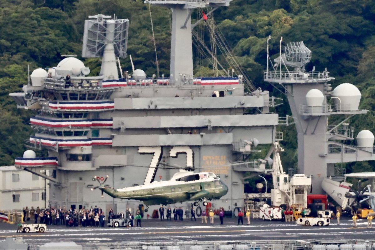 🇺🇸トランプ大統領の横須賀基地への来訪

マリーンワンと空母ジョージ ワシントンへの着艦を見たかった。