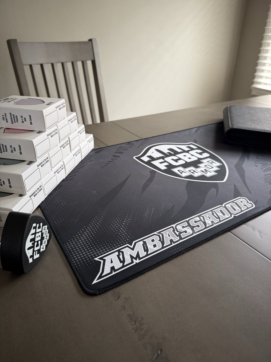 Corgi gang tweet media