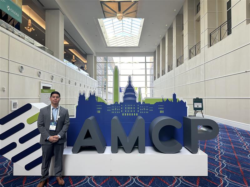 ClarivateHealth's tweet image. Live from #AMCPNexus! Connect with James Chin to see how DRG Fingertip Suite brings clarity to drug coverage and drives confident market access decisions.