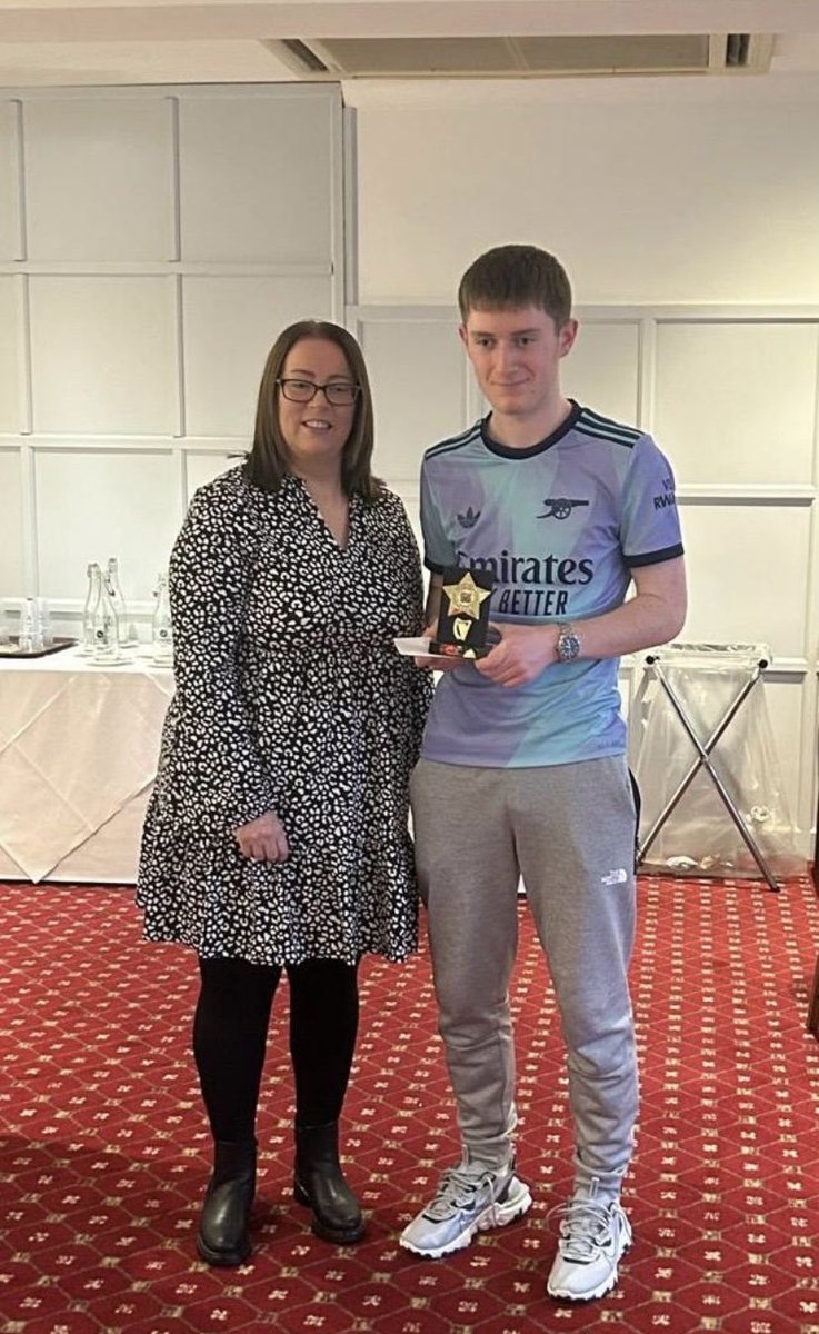 Pres_Carlow's tweet image. 🇮🇪Draughts Success! Congratulations to Seán Breen - a former @Pres_Carlow student on winning the Irish Open Intermediate #Draughts Championship yesterday after a three-day weekend of matches. He now moves up to Senior next year as a result. Well done! @CeistTrust @CWnationalist