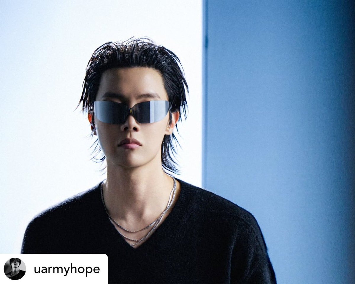 Supporters for j-hope✌️.🫶 tweet media