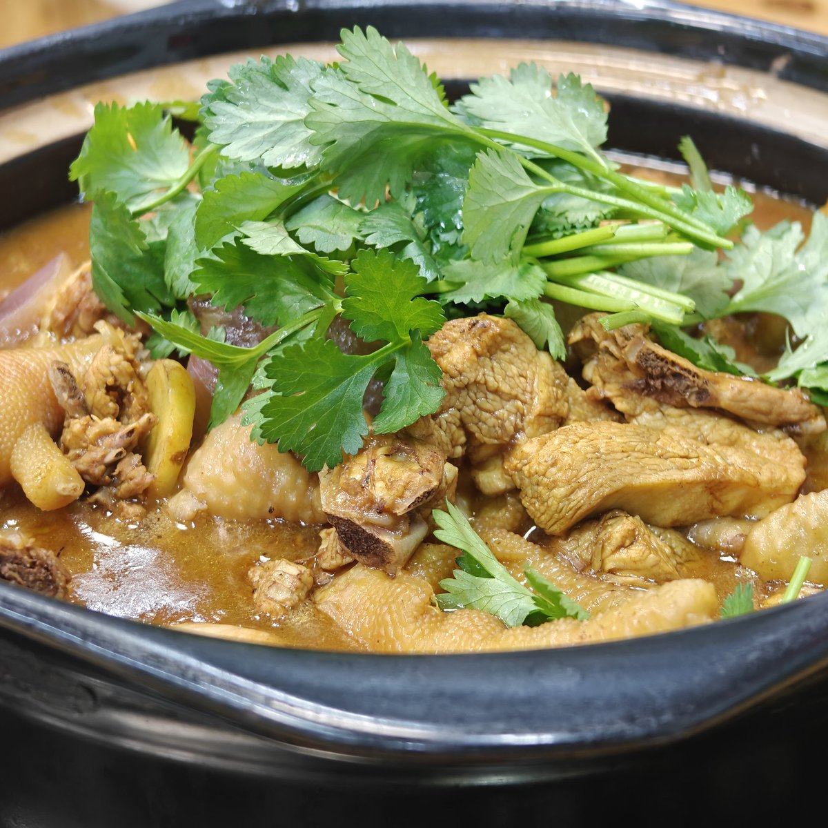 没有一只鸡能逃出广东