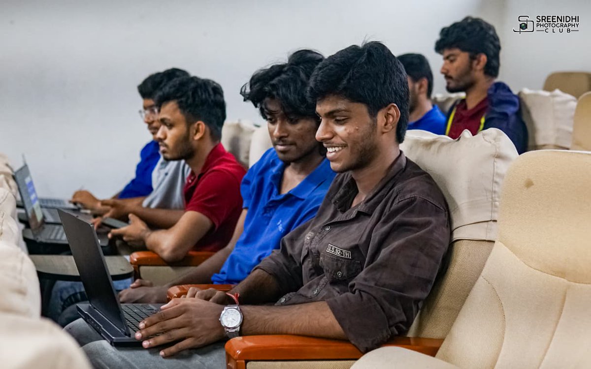 C3Snist's tweet photo. Tech Samyog marked a new beginning for the open-source movement at SNIST!
A successful 3-day journey through Git, AI, and Linux — blending innovation with community learning.
Thank you to everyone who made it possible! 🙌
#TechSamyog #SreeGLUG #CloudCommunityClub #Swecha #FSMI https://t.co/uCvLnuuq3k