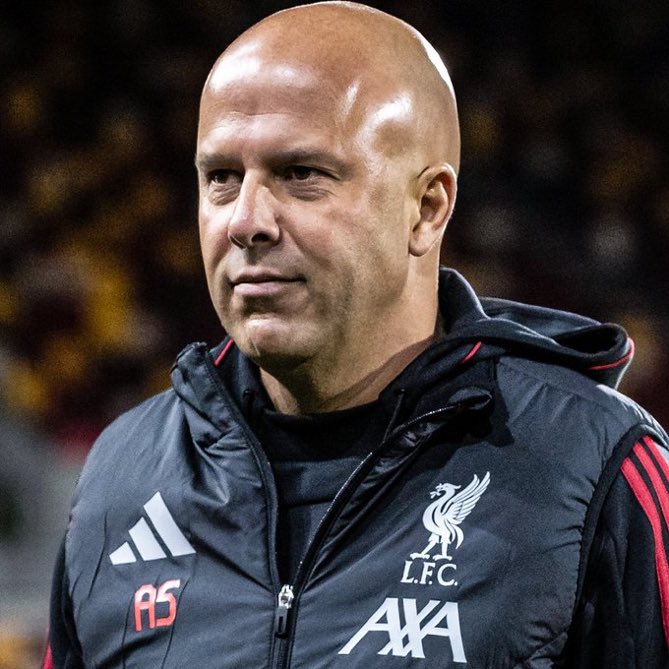 🎖️🚨🎖️🚨| <a href="/FabrizioRomano/">Fabrizio Romano</a> 

ادارة ليفربول تثق تمامًا بأرني سلوت. إنهم مقتنعون تمامًا بأنه أفضل مدرب للتعامل مع هذا الوضع.