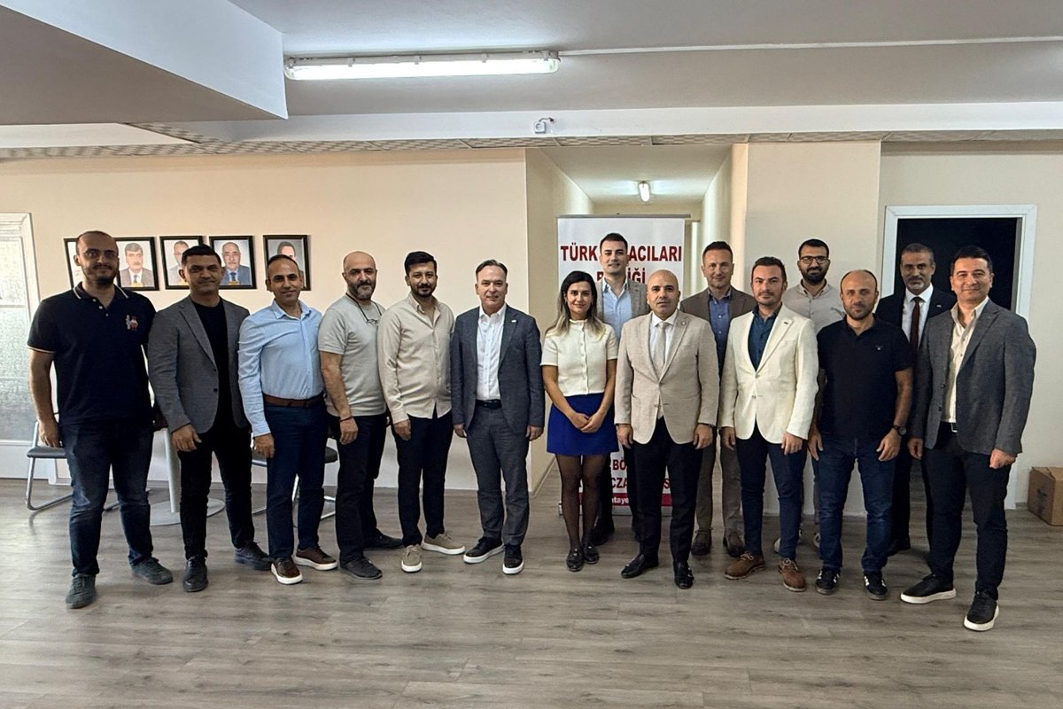 Kooperatifimiz Yönetim Kurulu Başkanı Ecz. Tarkan Bir, Yönetim Kurulu Başkan Vekilimiz Ecz. Göksel Dönmez, Yönetim Kurulu Genel Sekreterimiz Uzm. Ecz. Çağrı Erdem Özdemir, Yönetim Kurulu Üyelerimiz; Ecz. Fırat Çiçek, Uzm. Ecz. Serdar Akça, Denetleme Kurulu Yedek Üyemiz Ecz. Cavit