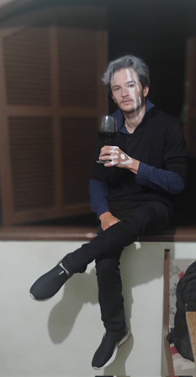 AluskUzumaki's tweet image. &quot;A ESCÓRIA DA KARA&quot;
Aqui está mais um cospobre, dessa vez do Code sem limitadores!
O que acharam do &quot;vampiro&quot; do mundo ninja?