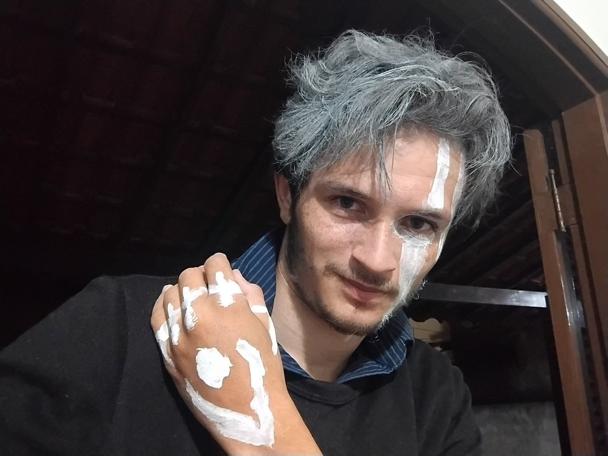 AluskUzumaki's tweet image. &quot;A ESCÓRIA DA KARA&quot;
Aqui está mais um cospobre, dessa vez do Code sem limitadores!
O que acharam do &quot;vampiro&quot; do mundo ninja?