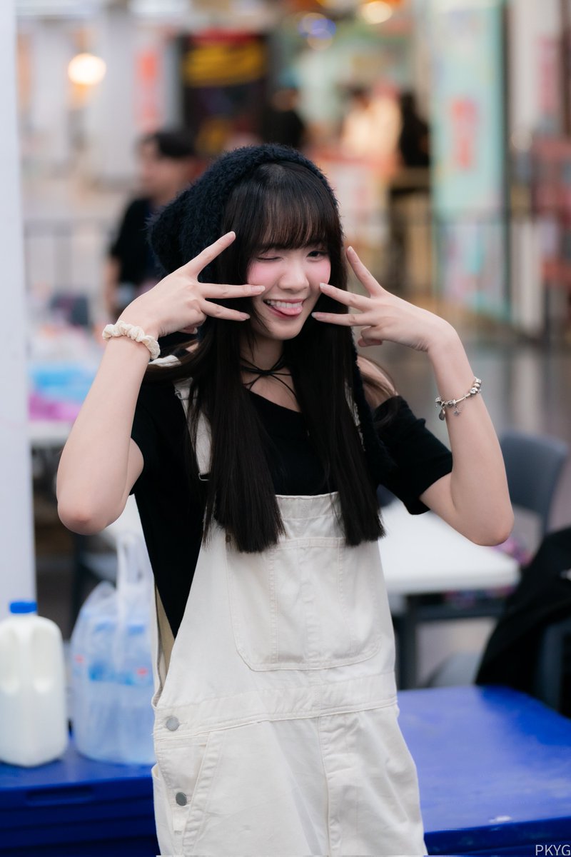 PKYG7's tweet photo. น่ารักกกกก 🤗🤗🤗

#YoghurtBNK48
#ColorconWinkTH_Roadshow
#BNK48
#PKYG https://t.co/fKxW0rBiqn