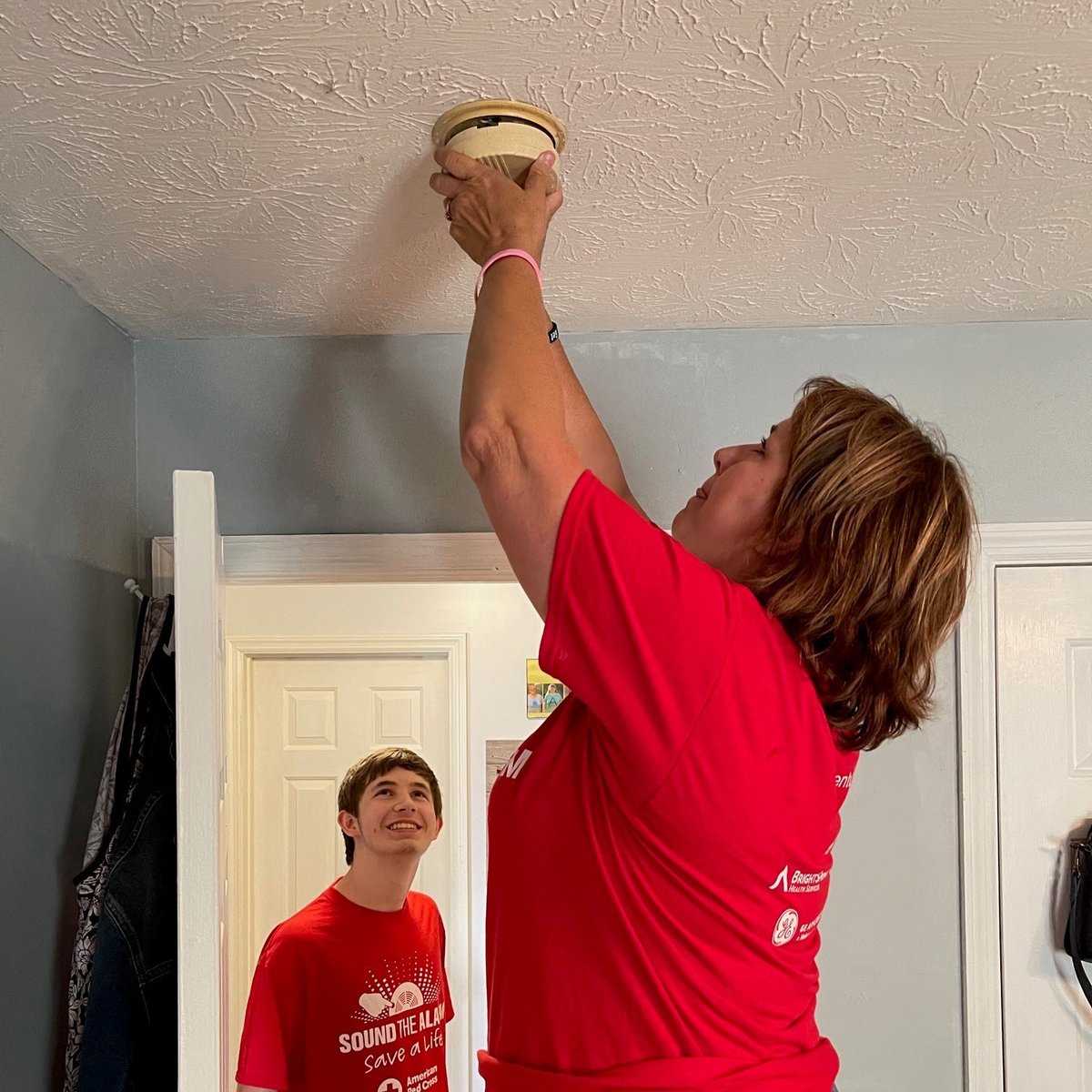 It's getting colder in KY and people may be turning their heaters back on for the season, increasing the risk of home fires. Did you know that working smoke alarms cut your risk of dying in a home fire by half? Visit SoundtheAlarm.org/Kentucky for more information.