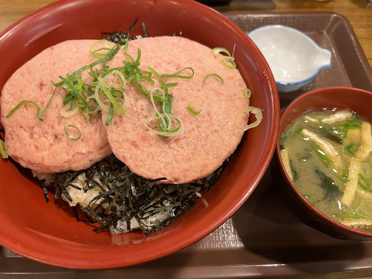 hysmjd3's tweet photo. 人生の半分以上を支えてくれた彼には、最高の人生だったなって、この先いつまでも思っててもらいたいな https://t.co/2ELTxZeBZq