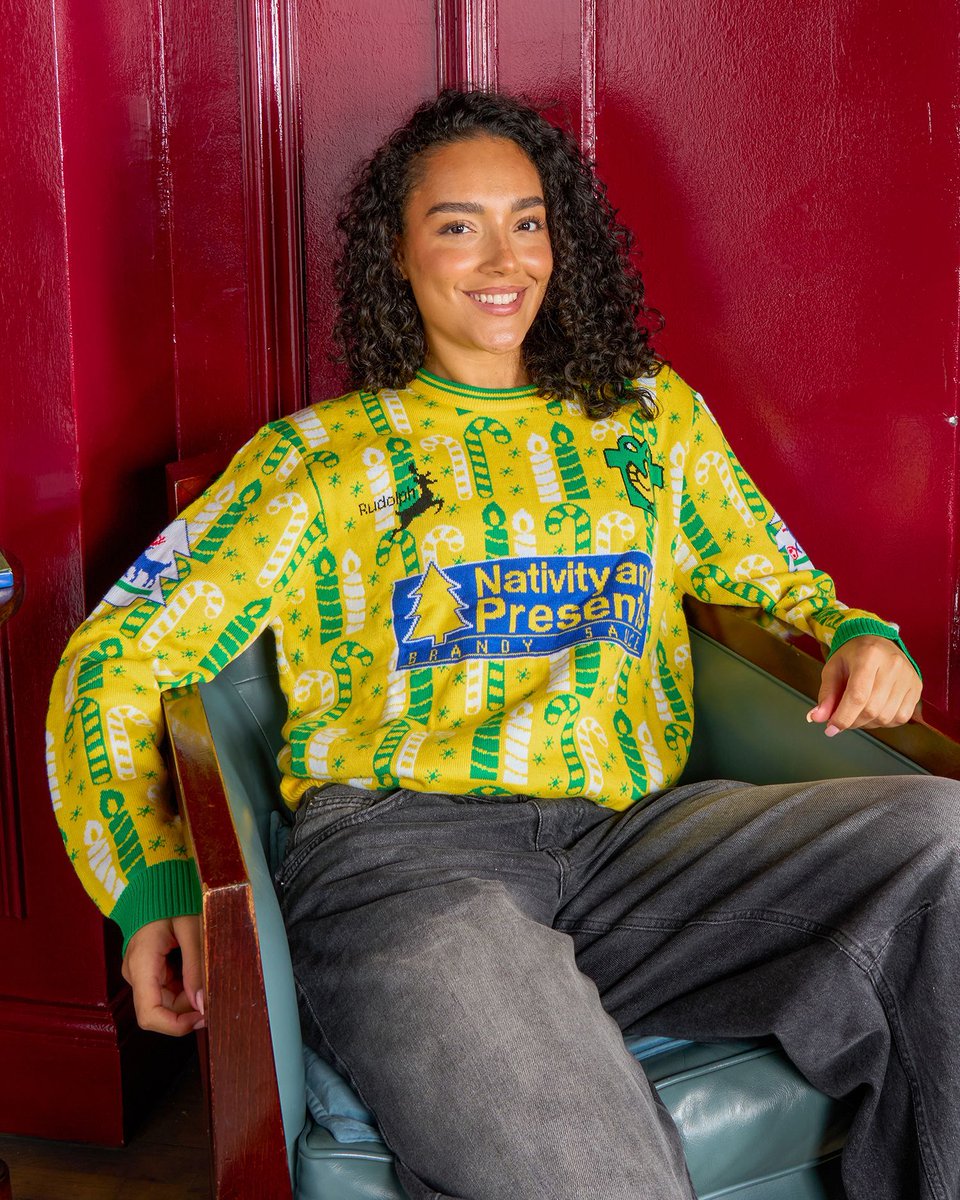classicshirts's tweet photo. 🎅🎄🎁⛄

The next new design to reveal is the Nativity and Presents Christmas jumper! 

Dropping at 12pm (UK Time) on October 29th. https://t.co/QVEGHqEq40