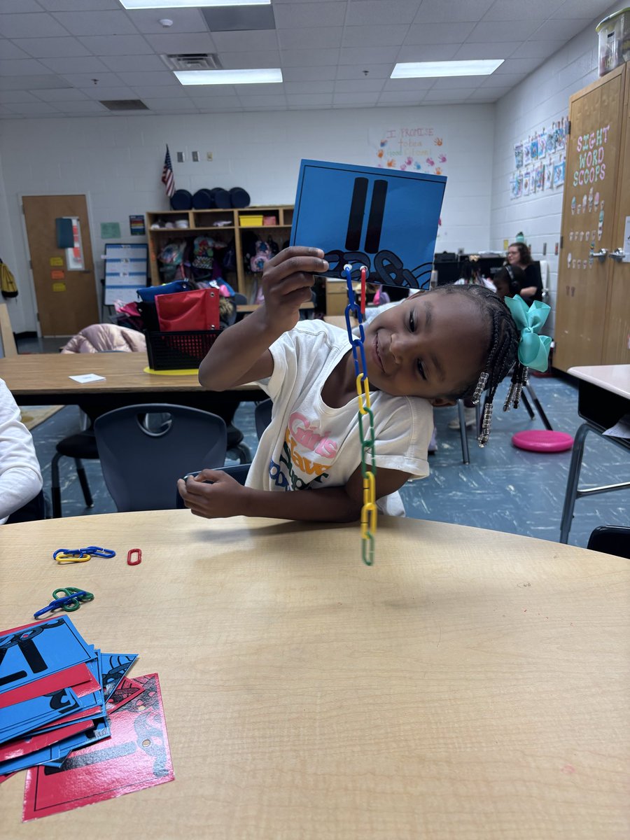Ms.Sewell tweet media