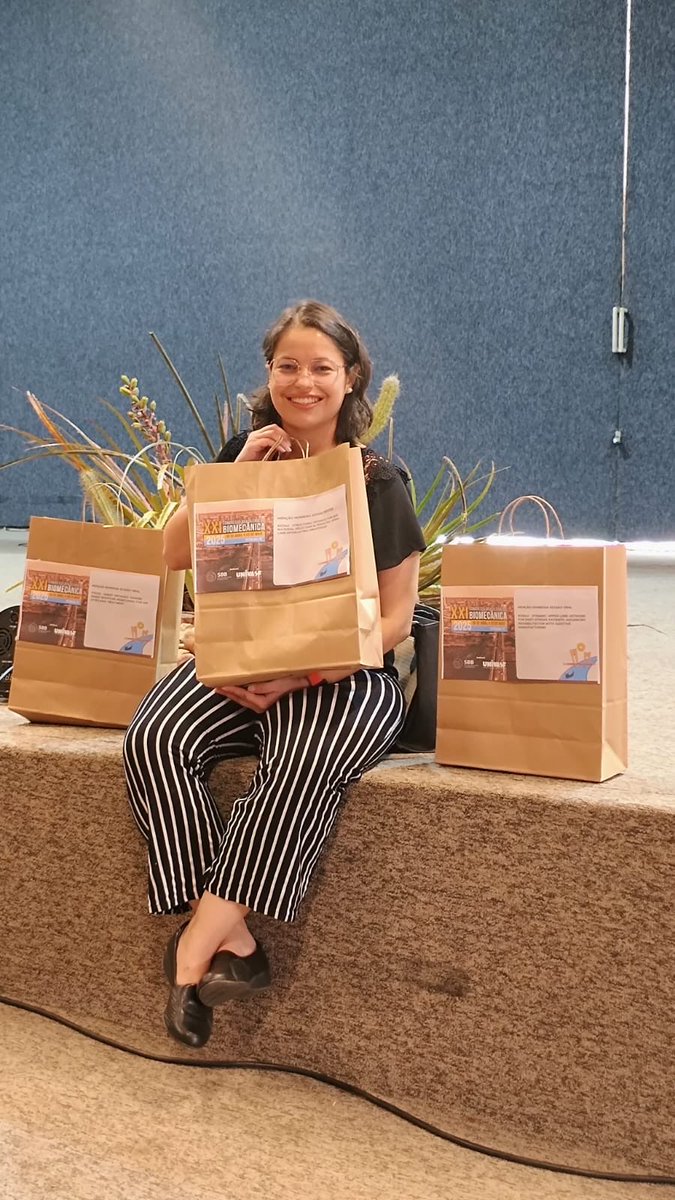 thabataganga's tweet image. Já que irritou mais ainda os homi, toma aqui os 4 prêmios que eu já ganhei esse ano. Mês que vem estou indo buscar o próximo lá em Brasilia. 
Todos envolvendo minha pesquisa com inteligência artificial e reabilitação de pessoas com deficiência