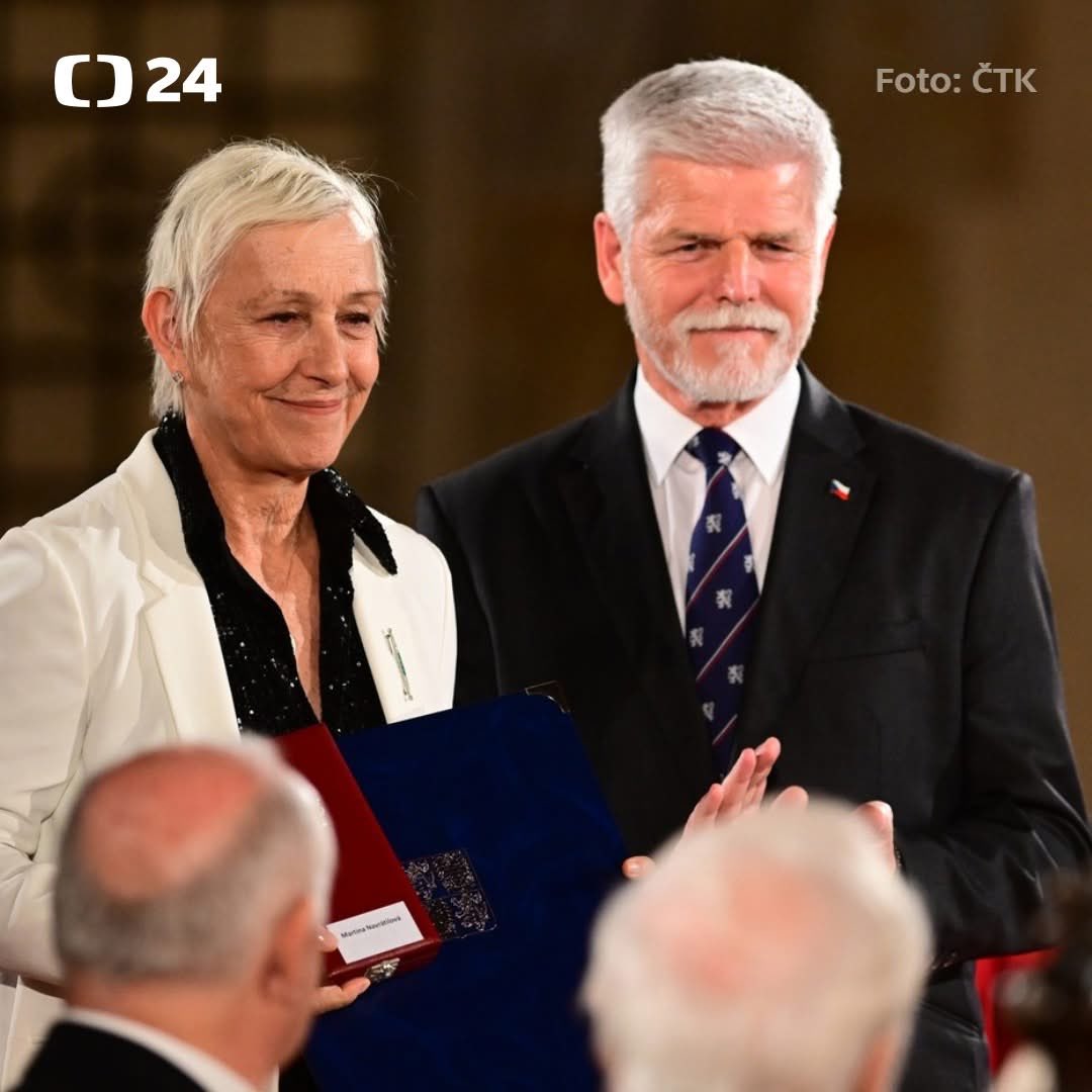 petrkutilek's tweet image. Congratulations, @Martina, utterly deserved! 🤍❤️💙