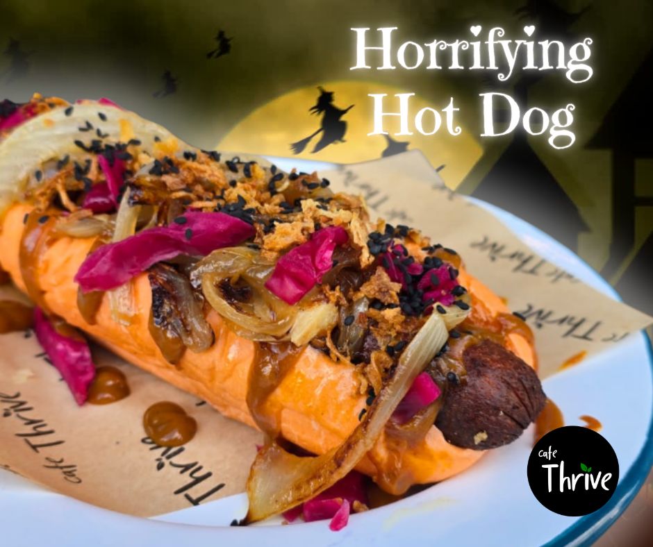 cafe_thrive's tweet image. 🌭💀 Enter if you dare...
The Horrifying Hot Dog is here to haunt your hunger 👻
Jumbo frankenfurter in a spooky orange bun, smothered in BBQ-mustard sauce, freaky fried onions, pickled red cabbage &amp;amp; black sesame seeds.
A true Halloween monster.🩸

#BackFromTheDead #HalloweenMenu