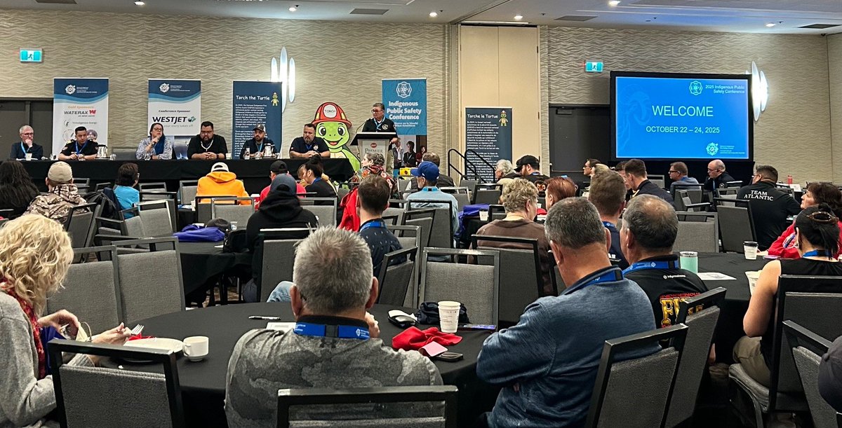 NavireRailCAN's tweet image. Nous avons eu de bonnes discussions à la Conférence sur la sécurité publique autochtone!
 
Notre présentation a été bien accueillie, et de nombreux participants sont venus à notre kiosque pour en savoir + sur les accidents ferroviaires majeurs impliquant du pétrole brut.