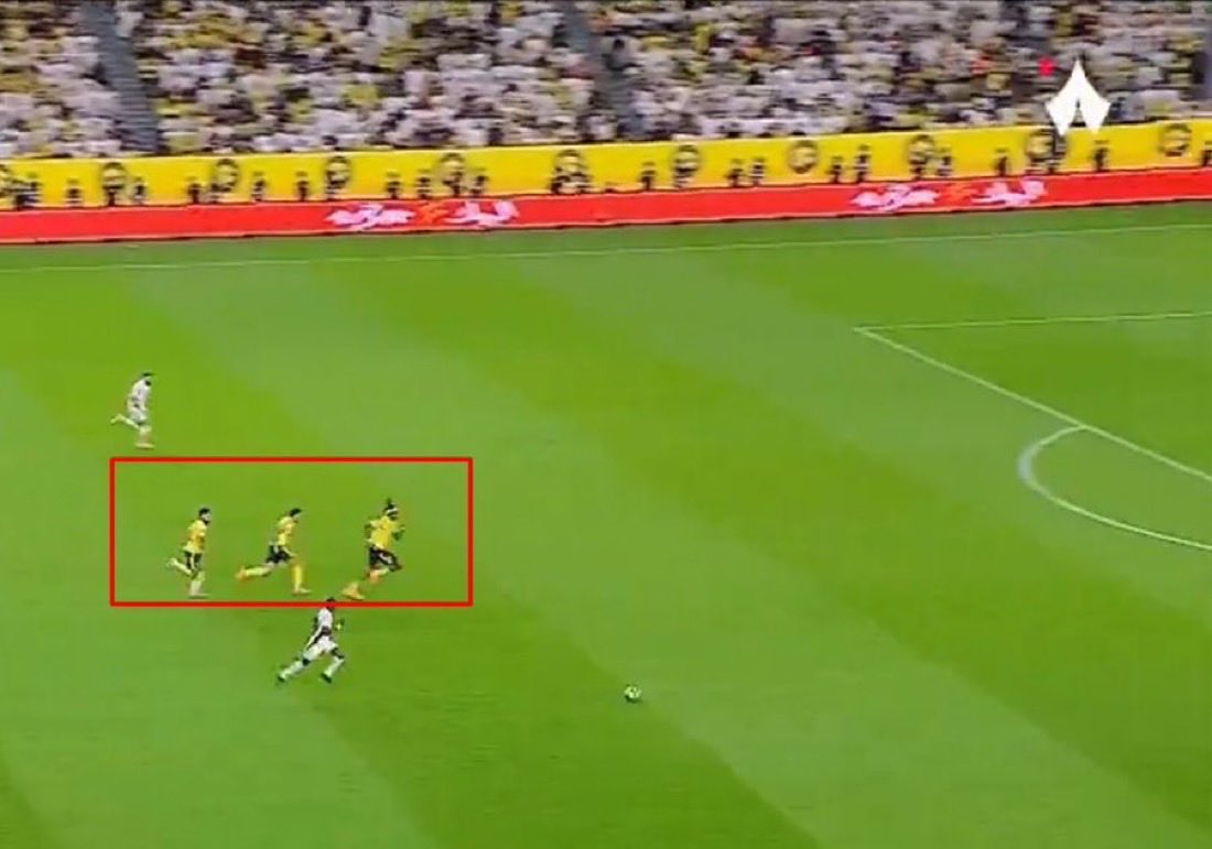 #النصر_الاتحاد
سرا جيزاني 🤣🤣