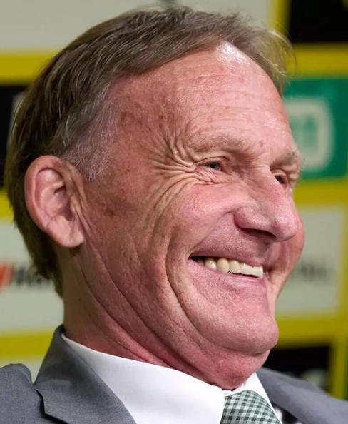 Ingmar Rüsslhuber tweet media