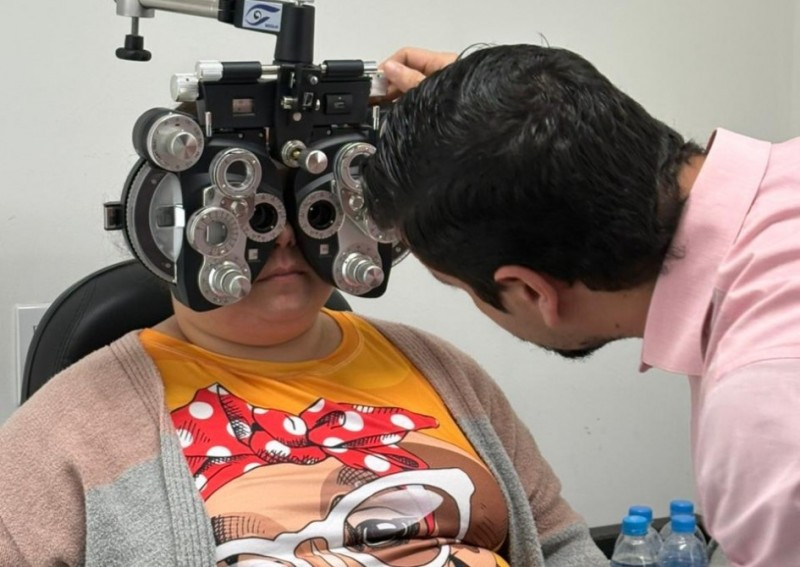 SUS Gaúcho começa a funcionar na prática e já amplia acesso a consultas, exames e cirurgias

Programa estratégico representa um investimento adicional na saúde estadual de R$ 1 bilhão em 2025 e 2026

saude.rs.gov.br/sus-gaucho-com…