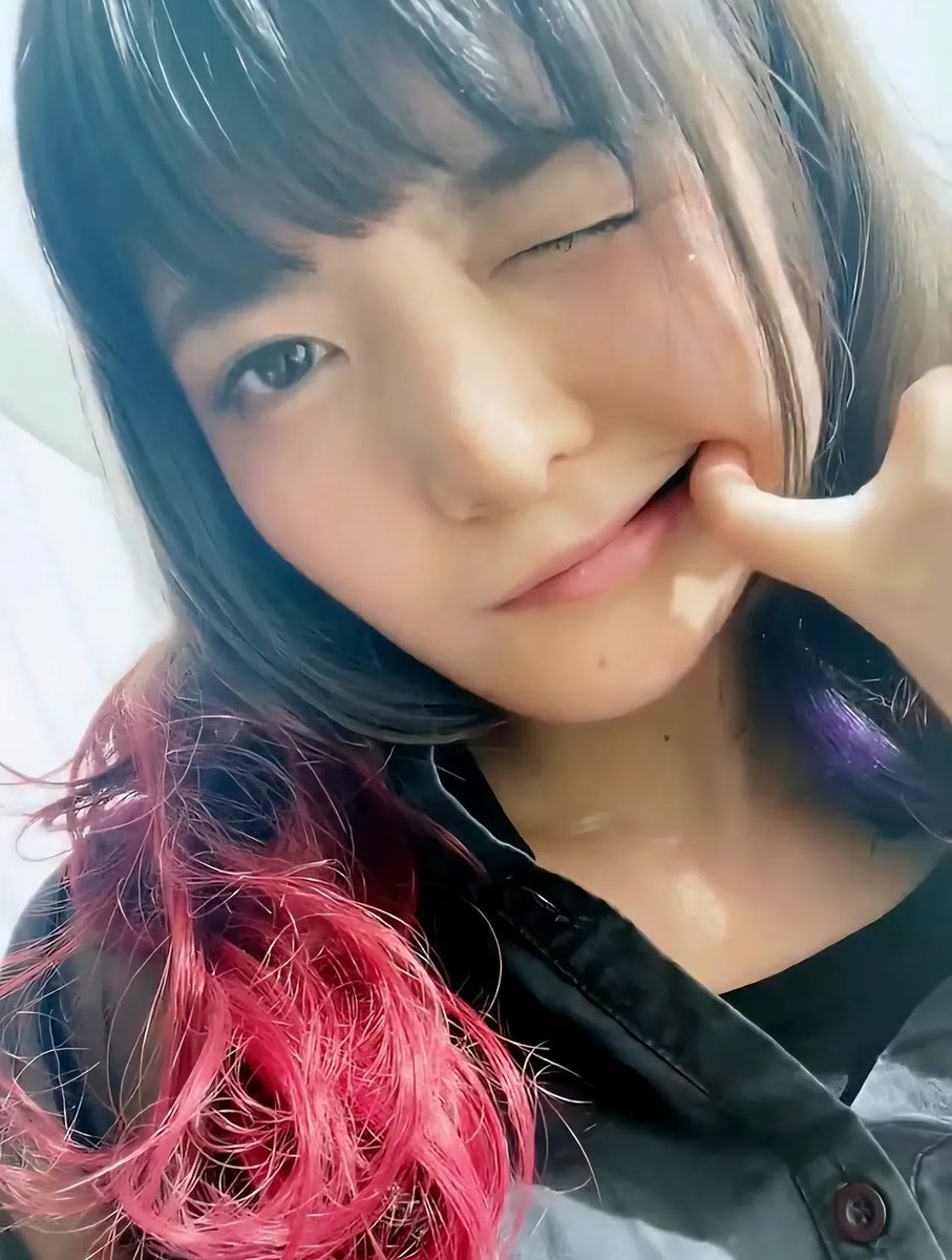 eggleman's tweet image. 皆さん、おはようございます  #BandMaid #WackyWednesday
#PresentPerfect #SCOOOOOP
@saiki_bandmaid @kanami_bandmaid @misa_bandmaid @miku_bandmaid @achi_bandmaid